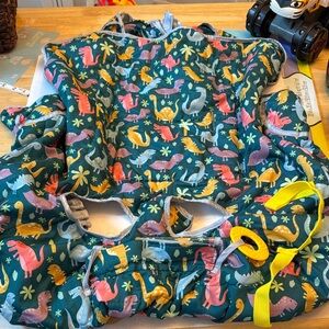 Dinosaur Print high chair/shopping cart/ restaurant high chair etc cover clean